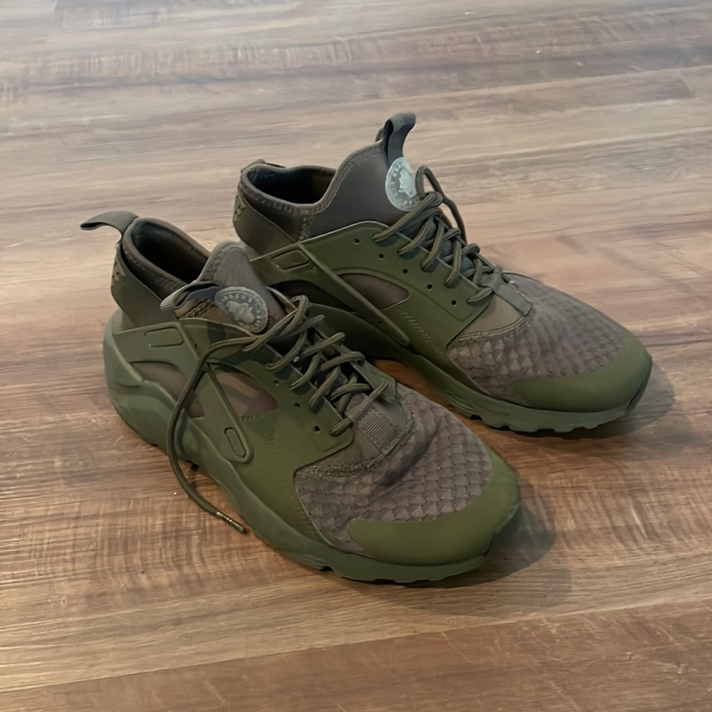 Nike Air Huarache Run Ultra Triple Olive